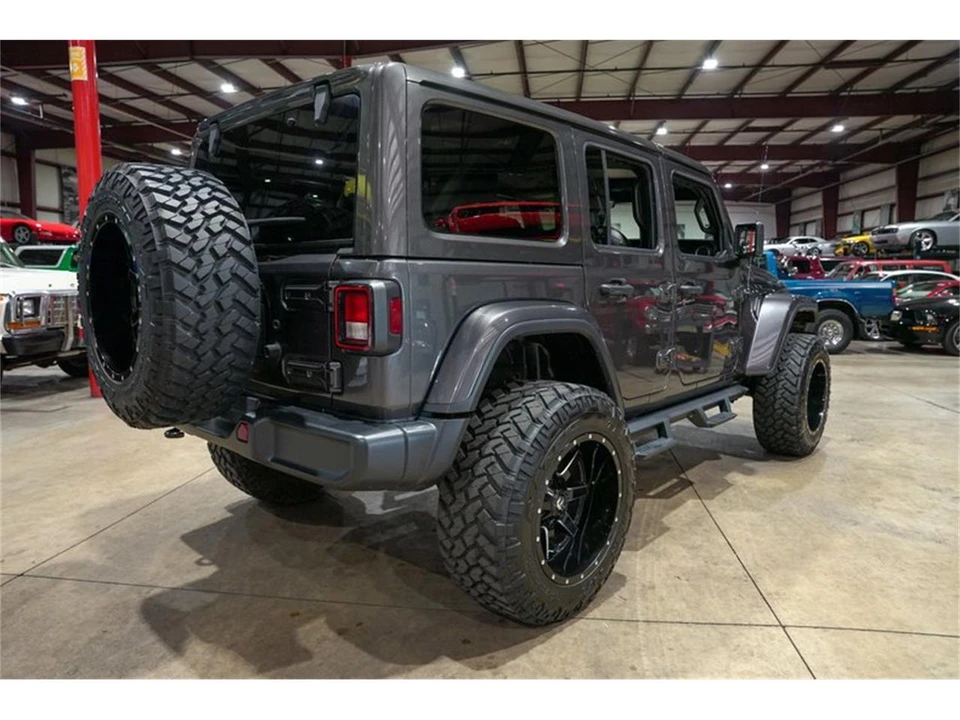 2019 Jeep JL Wrangler - Image 28 of 31