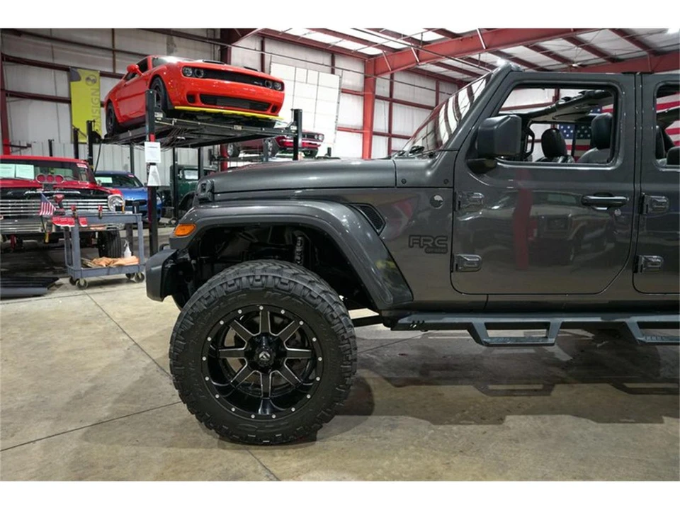 2019 Jeep JL Wrangler - Image 3 of 31