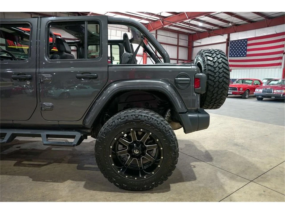 2019 Jeep JL Wrangler - Image 5 of 31