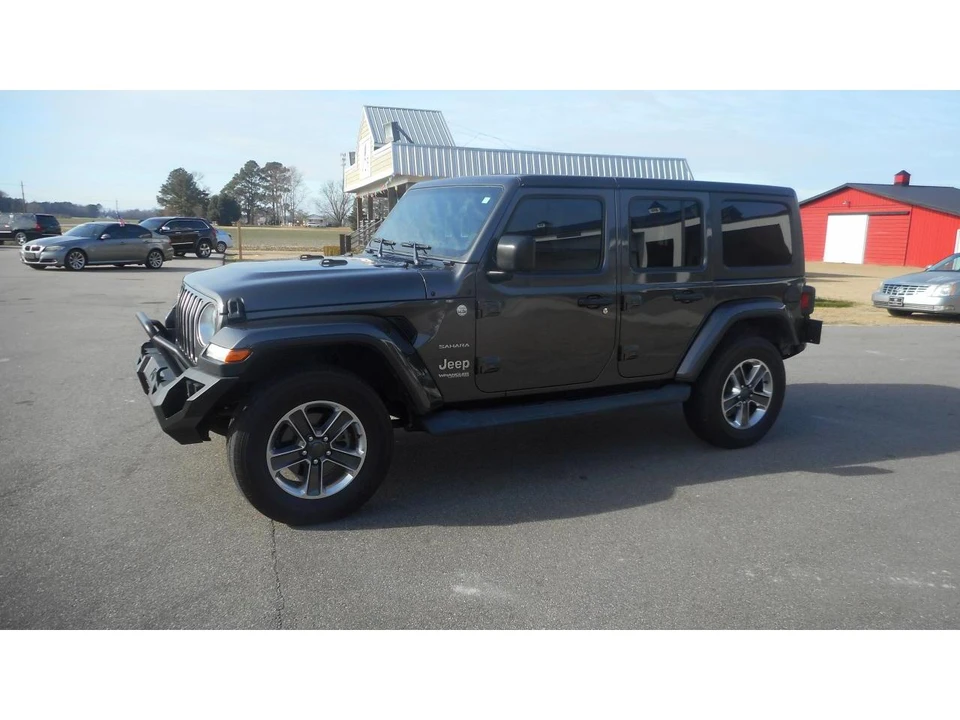 2019 Jeep JL Wrangler - Image 3 of 12