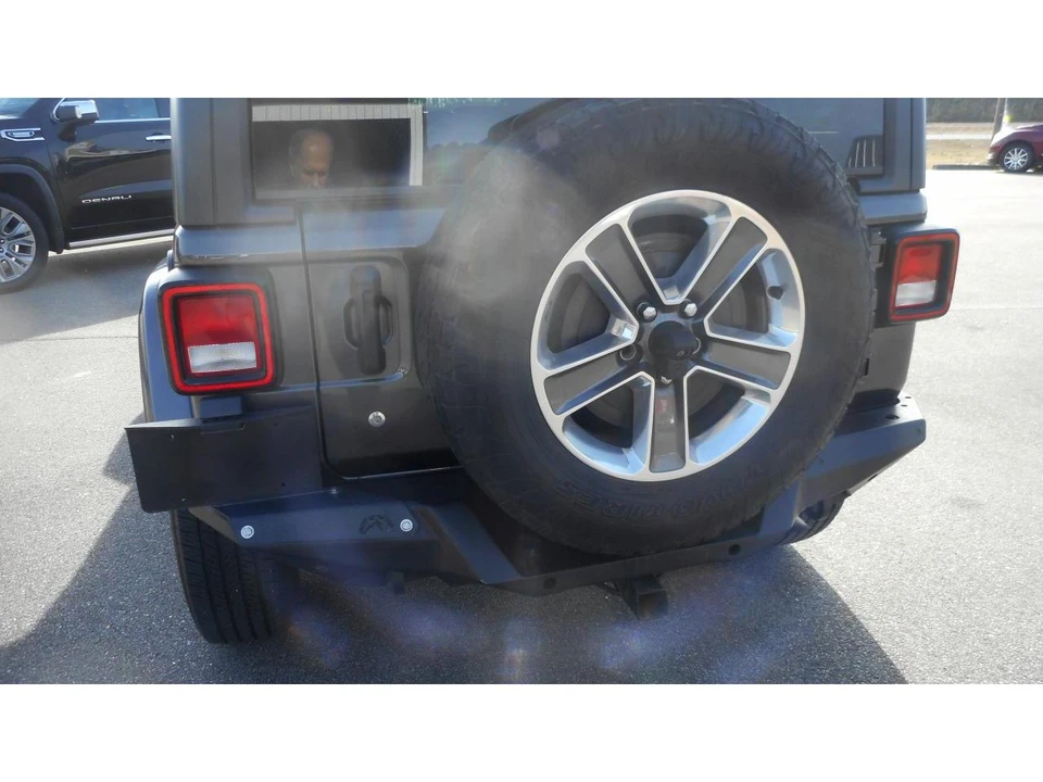 2019 Jeep JL Wrangler - Image 9 of 12