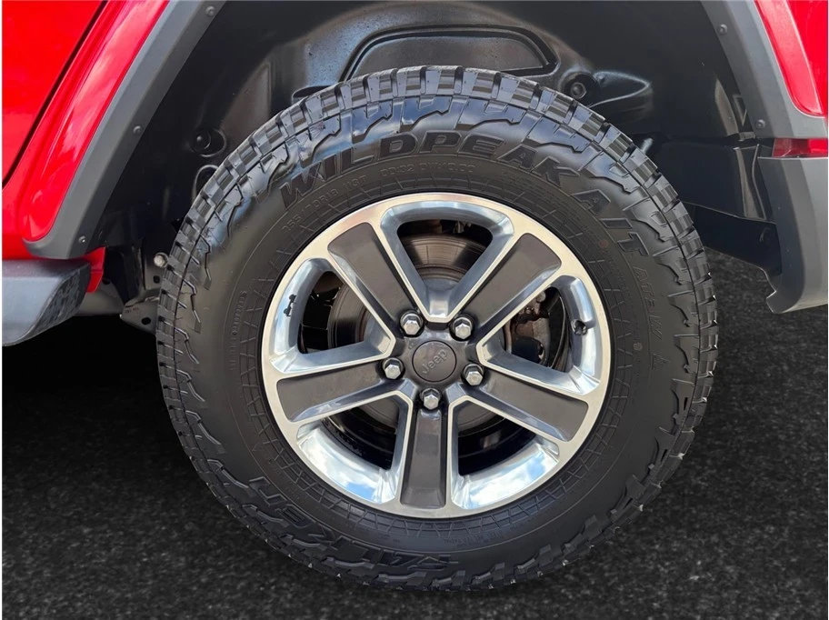 2019 Jeep JL Wrangler - Image 13 of 21