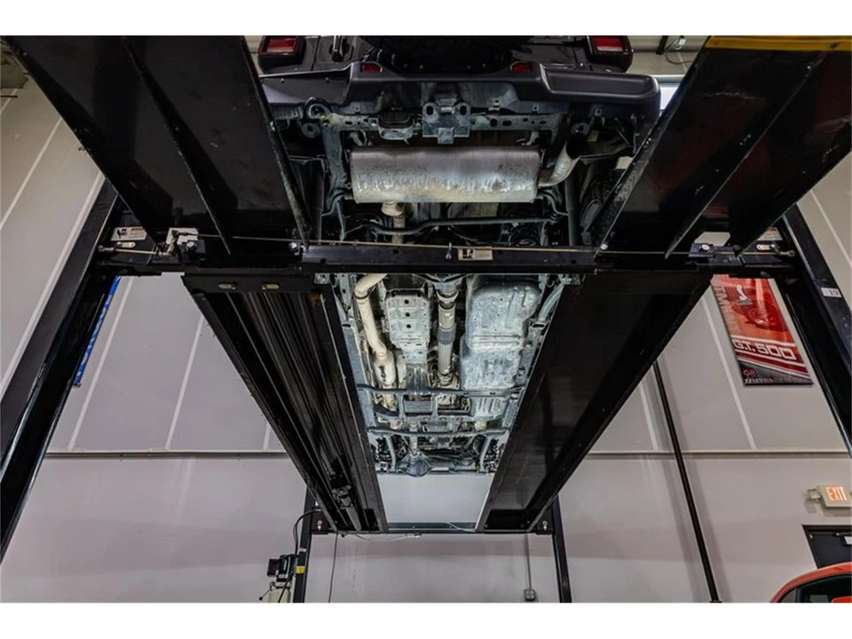 2019 Jeep JL Wrangler - Image 18 of 31