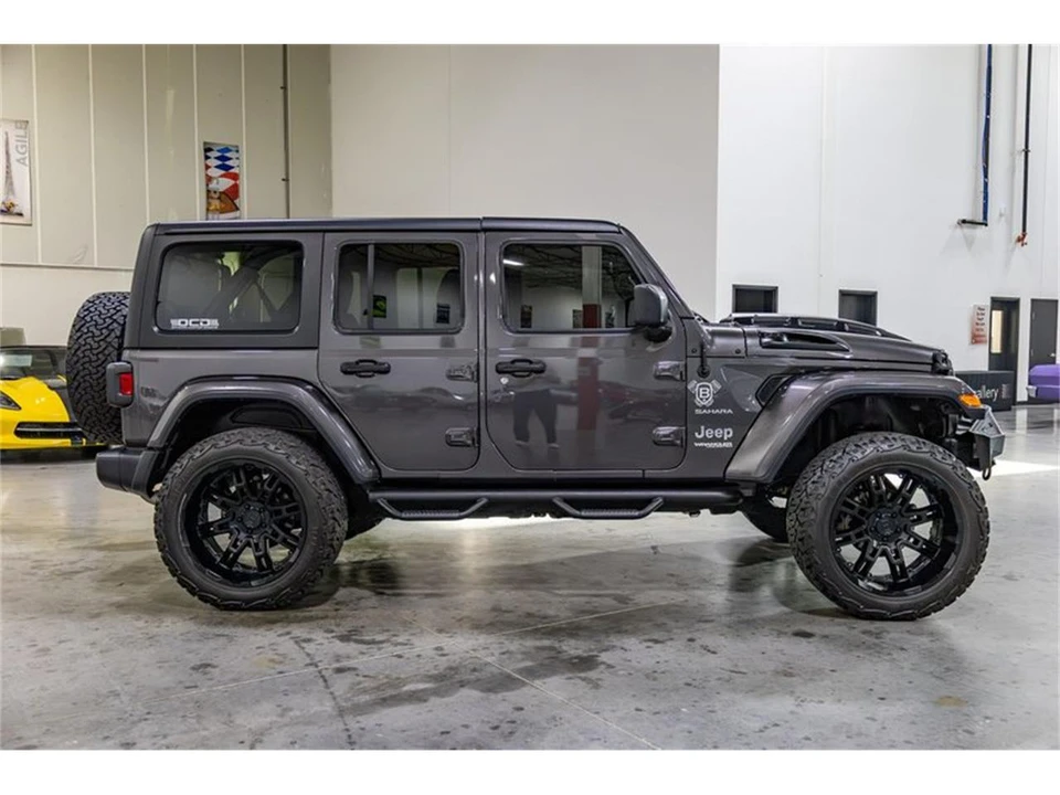 2019 Jeep JL Wrangler - Image 24 of 31