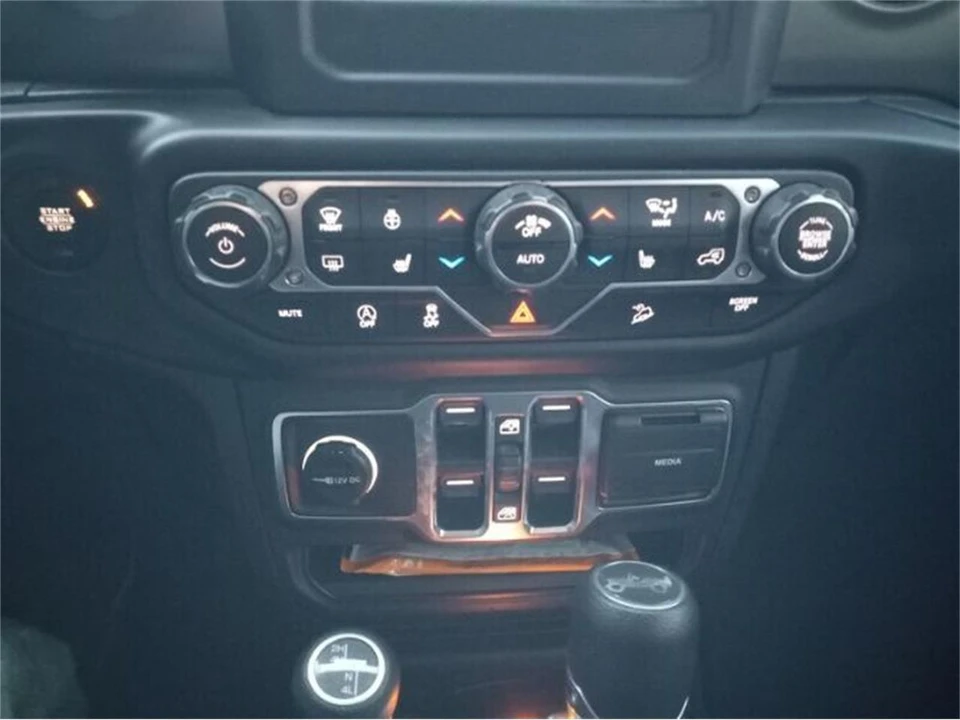 2019 Jeep JL Wrangler - Image 8 of 13