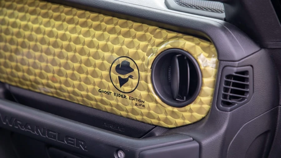 2019 Jeep JL Wrangler - Image 17 of 20
