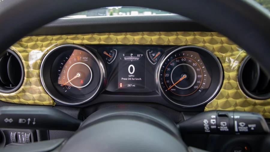 2019 Jeep JL Wrangler - Image 18 of 20