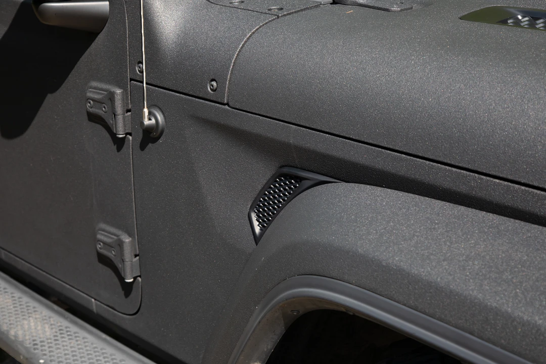 2019 Jeep JL Wrangler - Image 23 of 31