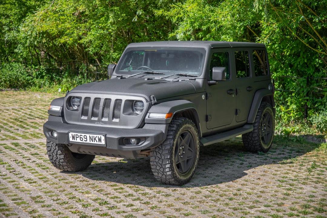 2019 Jeep JL Wrangler - Image 9 of 31