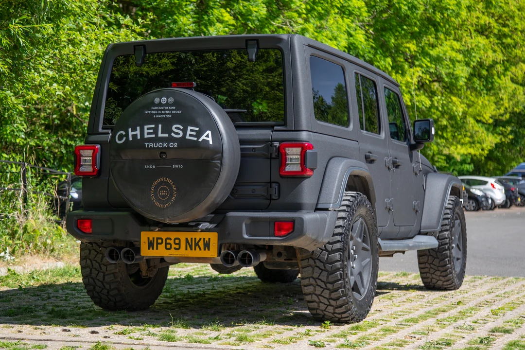 2019 Jeep JL Wrangler - Image 7 of 31