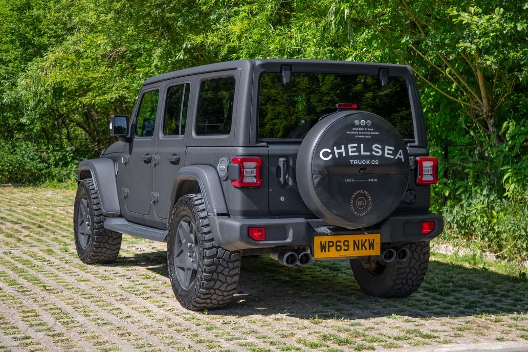 2019 Jeep JL Wrangler - Image 5 of 31