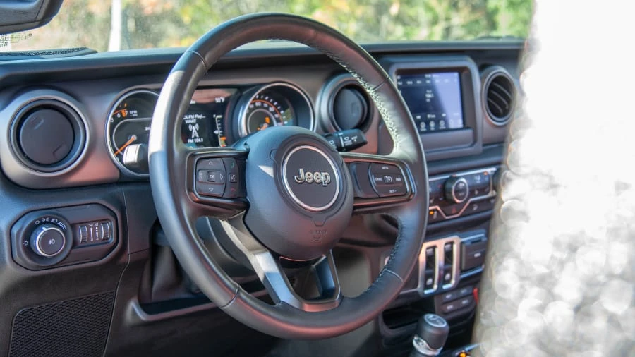 2019 Jeep JL Wrangler - Image 6 of 31