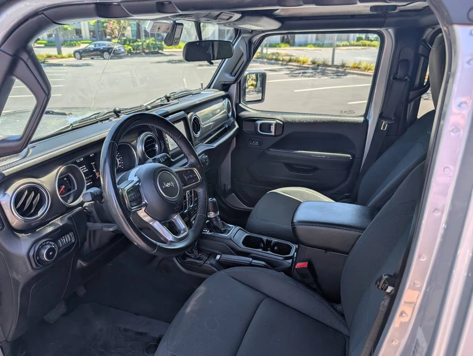 2019 Jeep JL Wrangler - Image 7 of 8