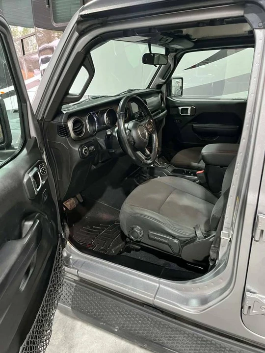 2019 Jeep JL Wrangler - Image 4 of 19