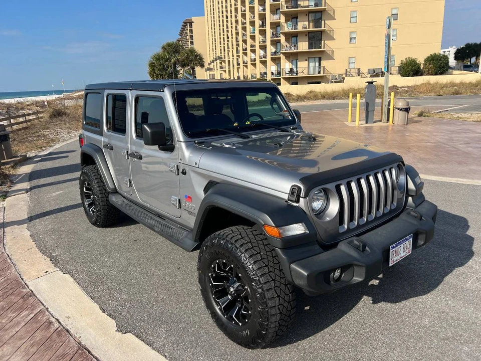 2019 Jeep JL Wrangler - Image 5 of 19