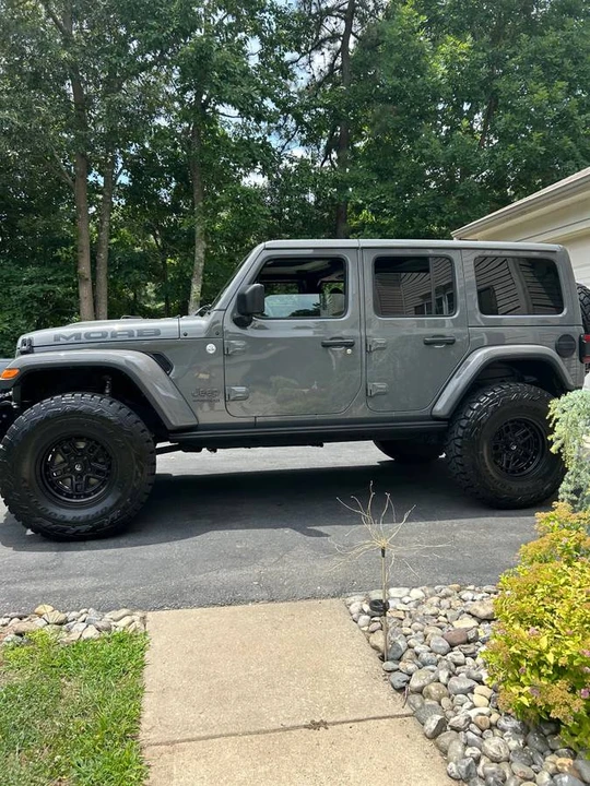 2019 Jeep JL Wrangler - Image 5 of 8