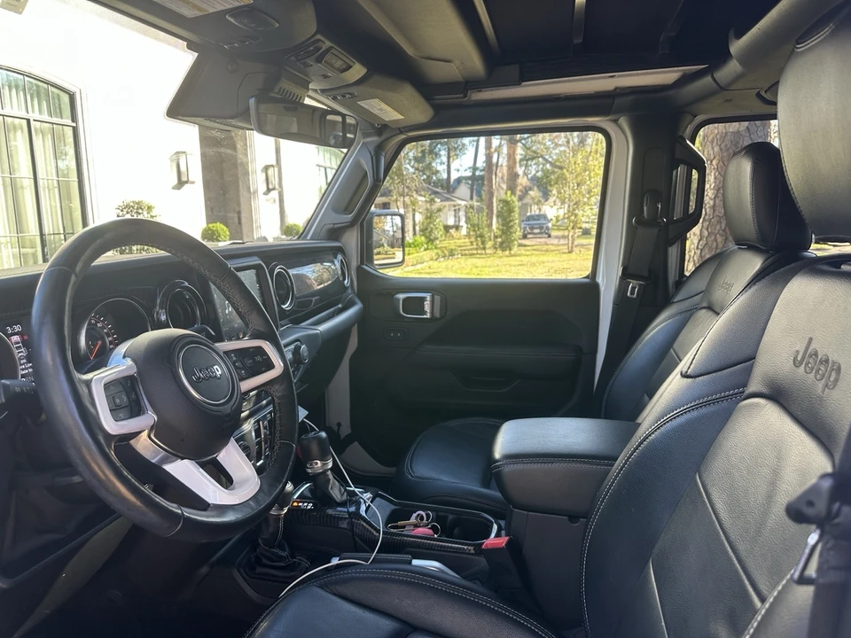 2019 Jeep JL Wrangler - Image 4 of 8