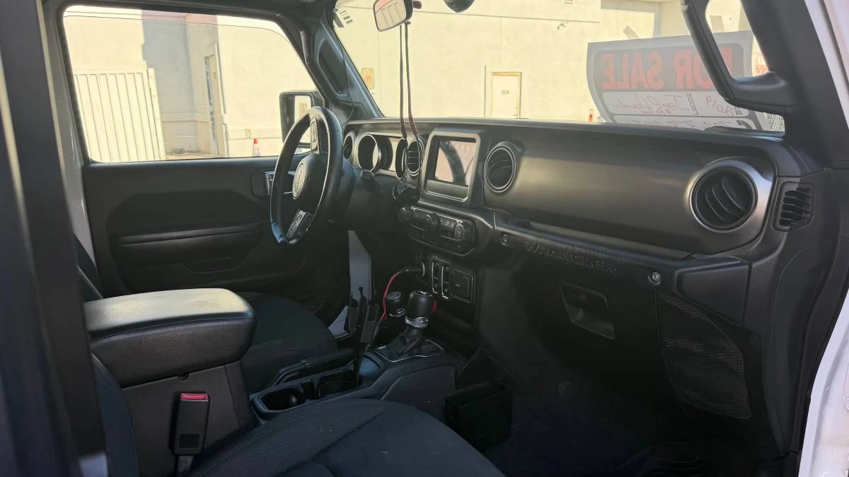 2019 Jeep JL Wrangler - Image 8 of 8