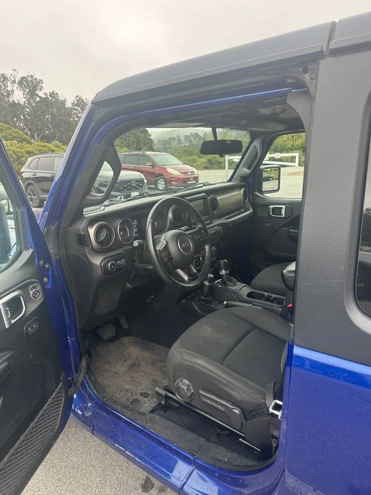2019 Jeep JL Wrangler - Image 9 of 12