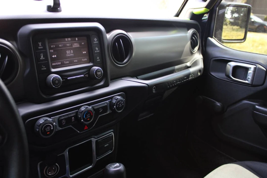 2019 Jeep JL Wrangler - Image 12 of 12