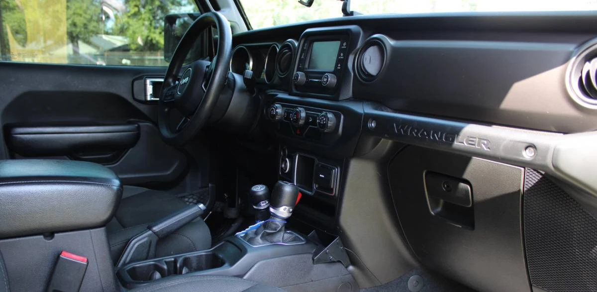 2019 Jeep JL Wrangler - Image 11 of 12