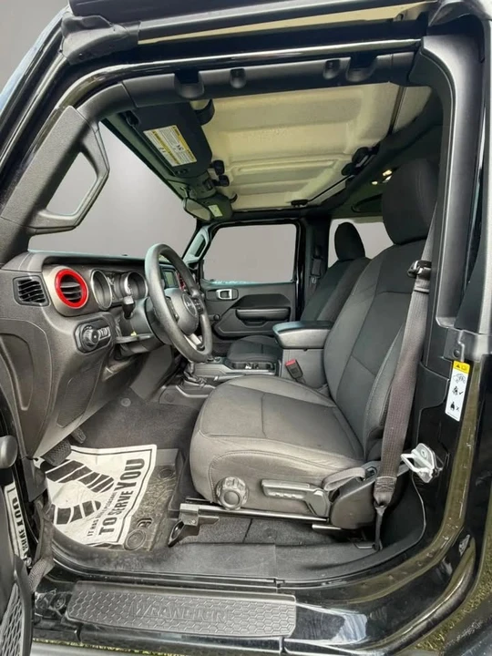 2019 Jeep JL Wrangler - Image 10 of 17