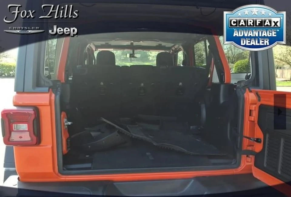 2019 Jeep JL Wrangler - Image 9 of 20