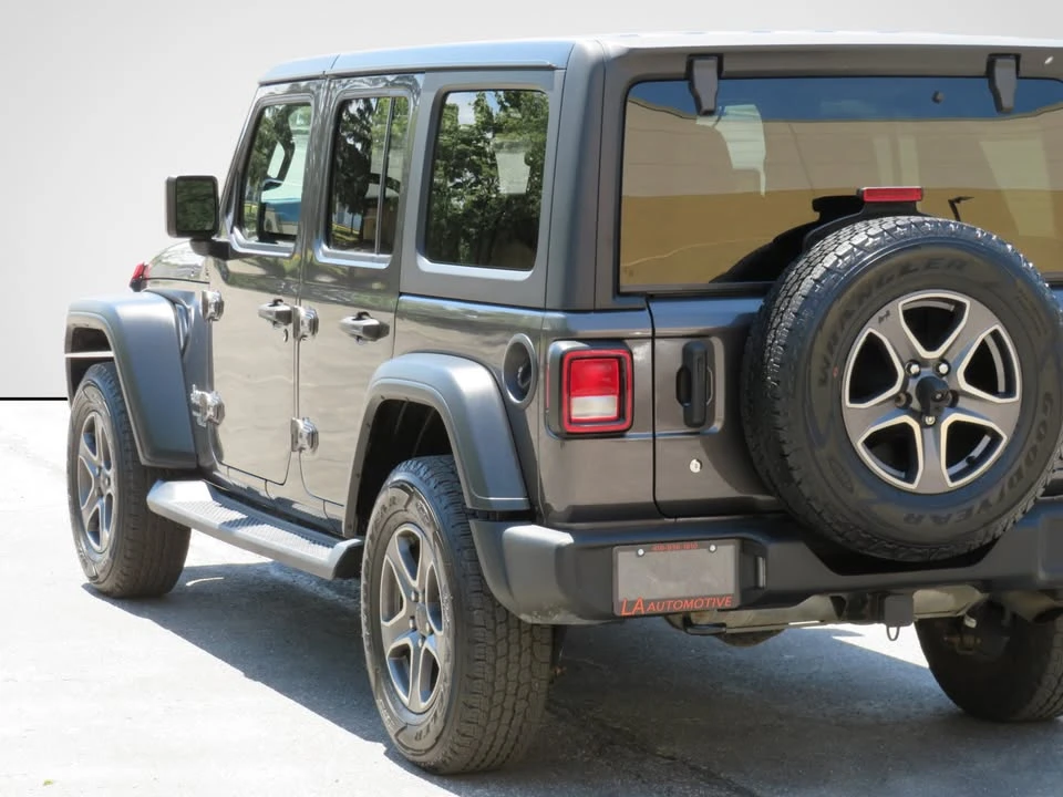 2019 Jeep JL Wrangler - Image 6 of 20