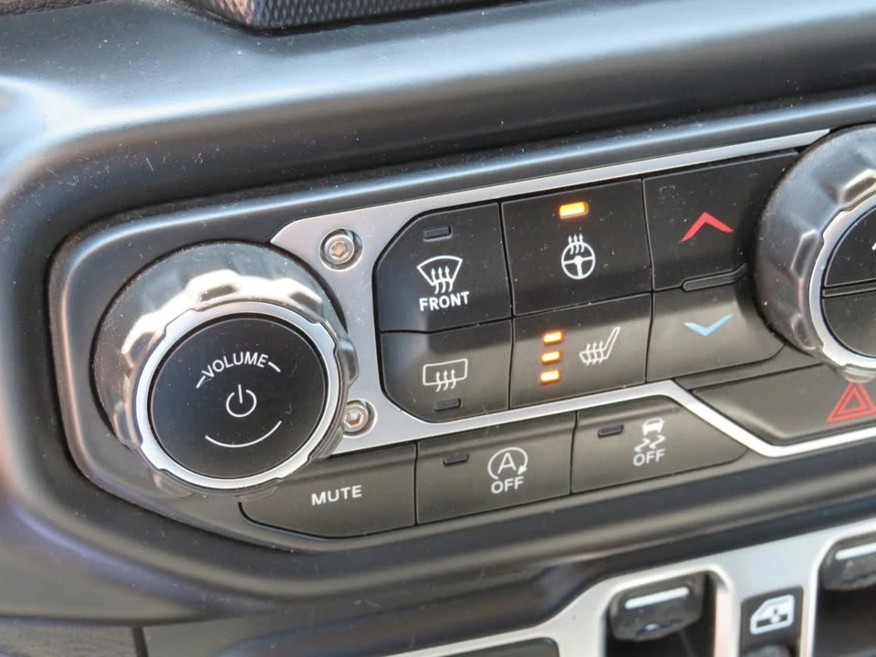 2019 Jeep JL Wrangler - Image 16 of 20
