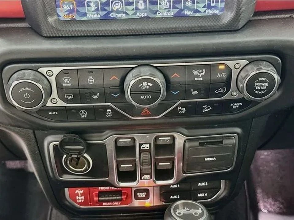 2019 Jeep JL Wrangler - Image 13 of 20