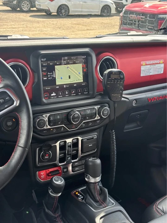 2019 Jeep JL Wrangler - Image 12 of 18