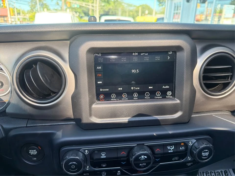 2019 Jeep JL Wrangler - Image 16 of 20