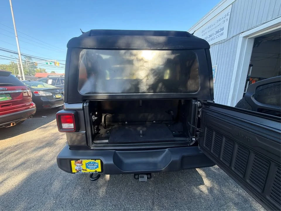 2019 Jeep JL Wrangler - Image 15 of 20