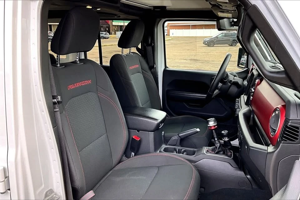 2019 Jeep JL Wrangler - Image 5 of 9