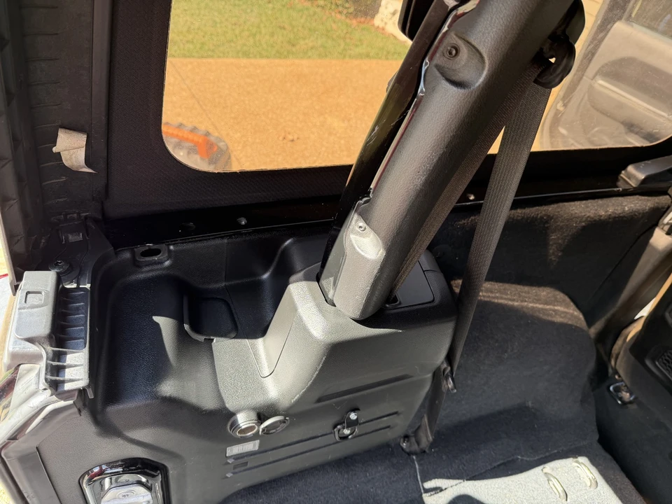 2019 Jeep JL Wrangler - Image 5 of 21