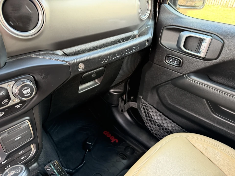 2019 Jeep JL Wrangler - Image 11 of 21