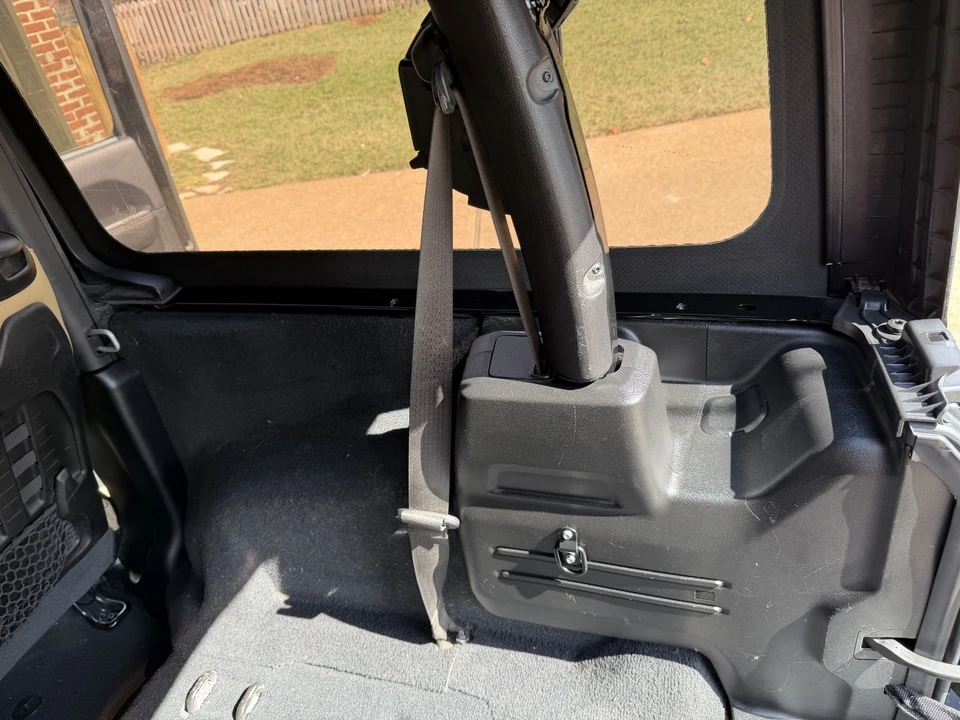 2019 Jeep JL Wrangler - Image 6 of 21