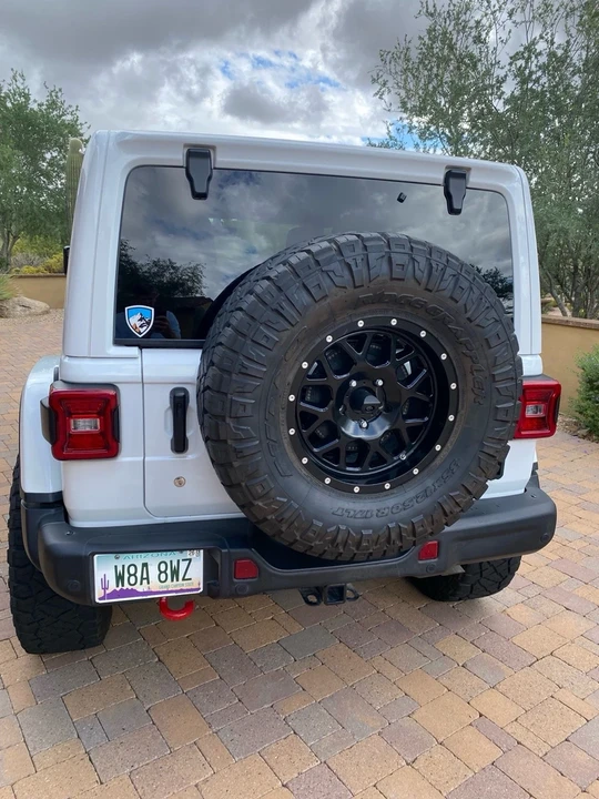 2019 Jeep JL Wrangler - Image 5 of 10