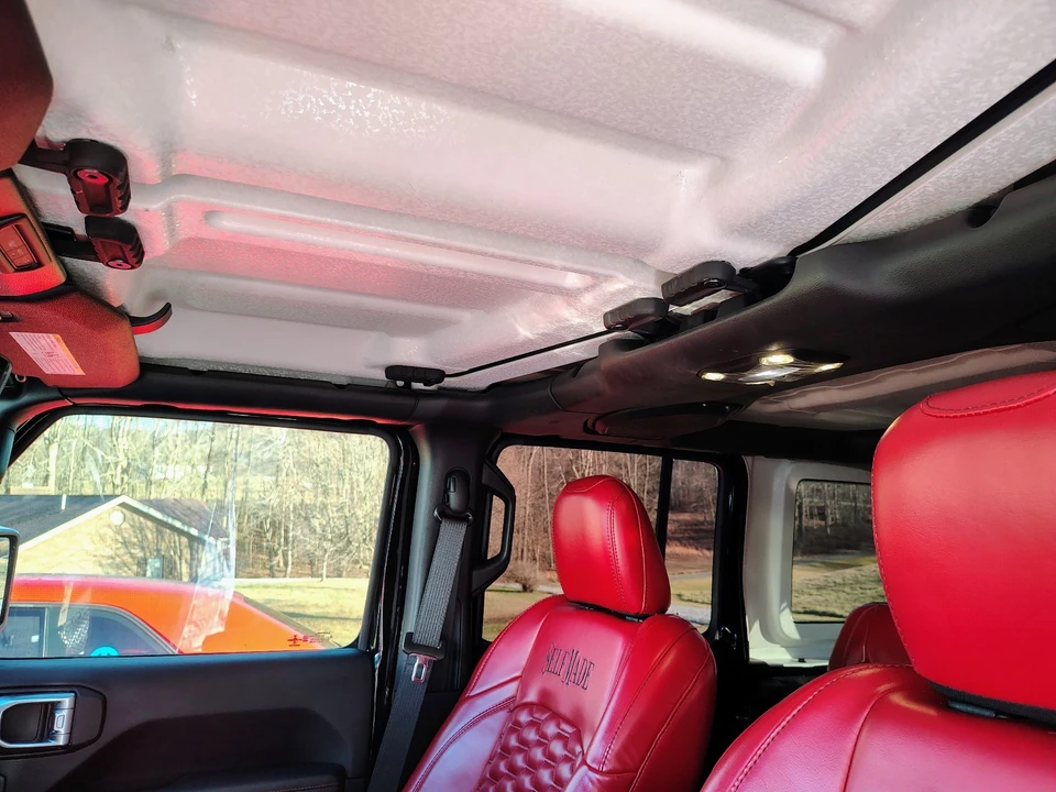 2019 Jeep JL Wrangler - Image 17 of 21