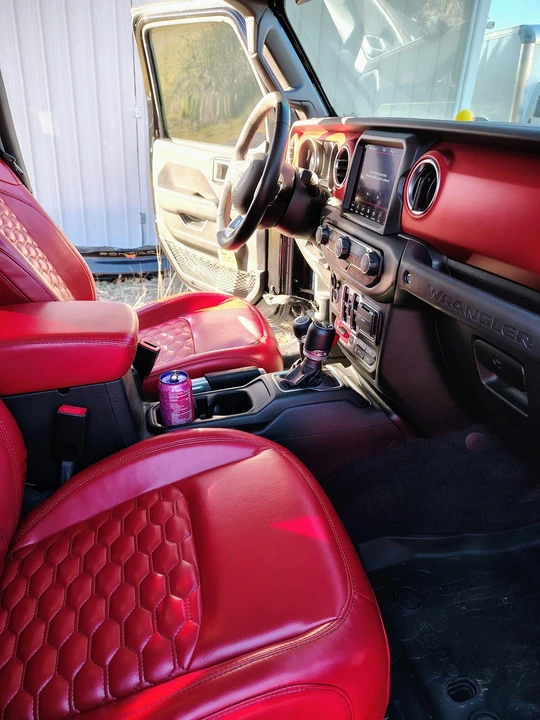 2019 Jeep JL Wrangler - Image 16 of 21