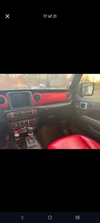 2019 Jeep JL Wrangler - Image 19 of 21