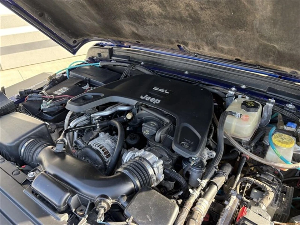2019 Jeep JL Wrangler - Image 6 of 31
