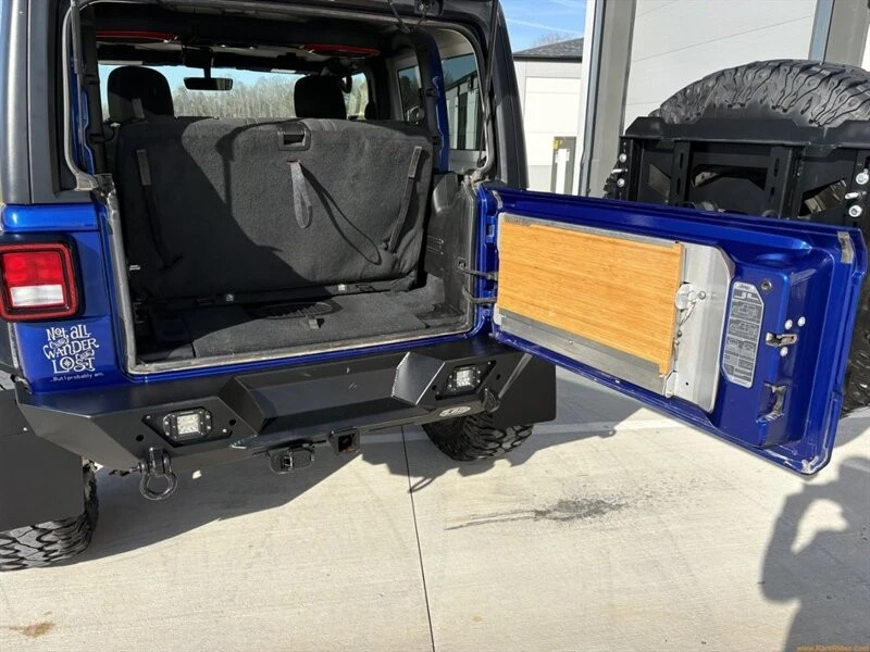 2019 Jeep JL Wrangler - Image 7 of 31