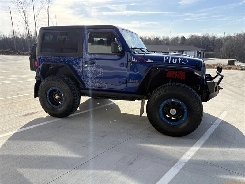 2019 Jeep JL Wrangler - Image 19 of 31