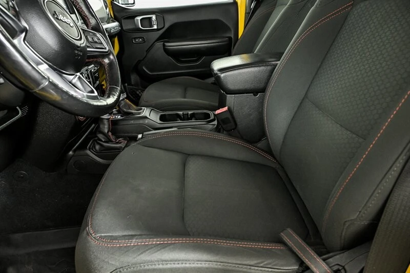 2019 Jeep JL Wrangler - Image 15 of 28