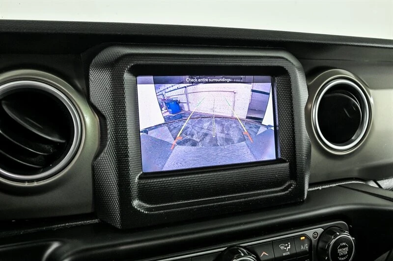 2019 Jeep JL Wrangler - Image 24 of 28