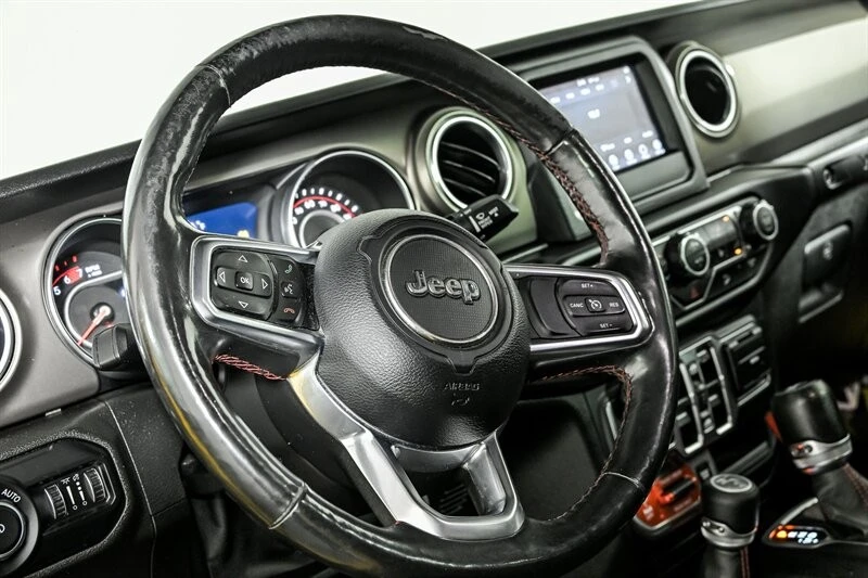 2019 Jeep JL Wrangler - Image 18 of 28