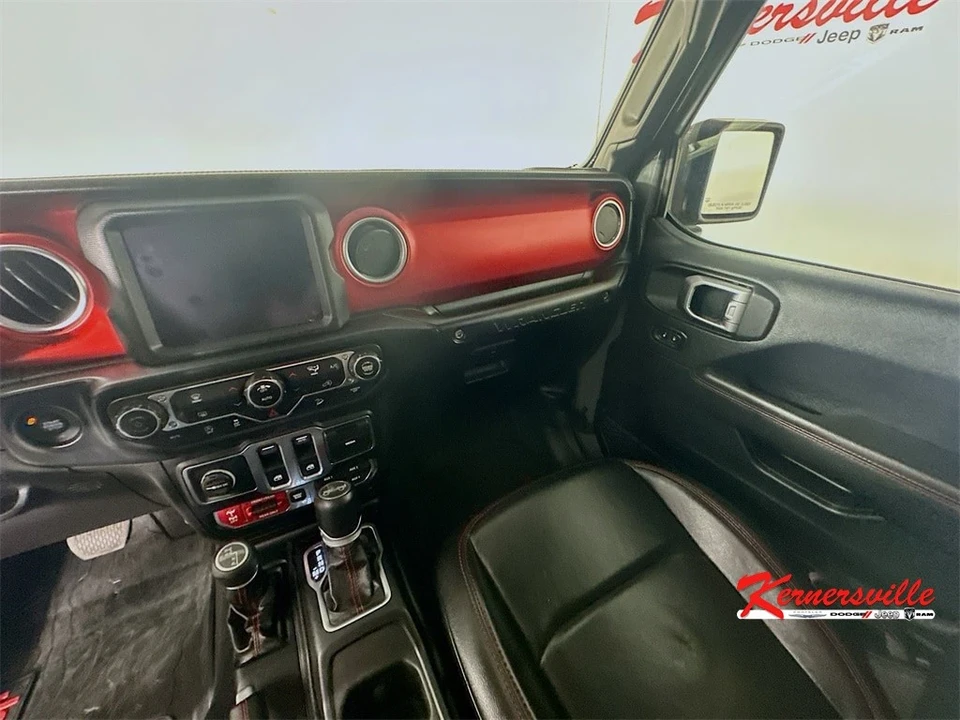 2019 Jeep JL Wrangler - Image 11 of 12