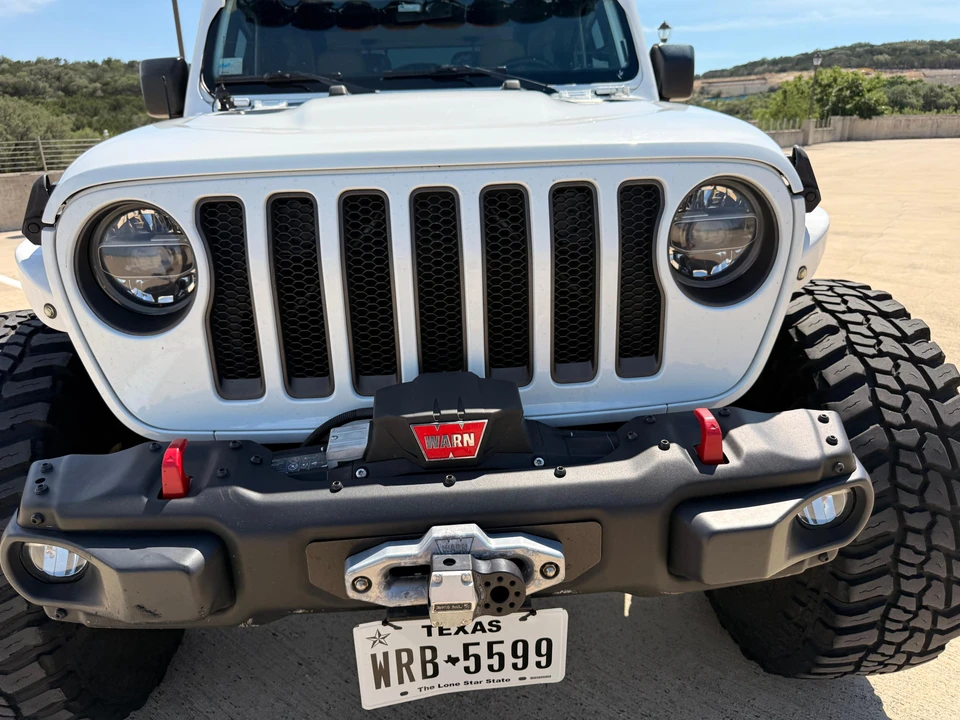 2019 Jeep JL Wrangler - Image 17 of 31