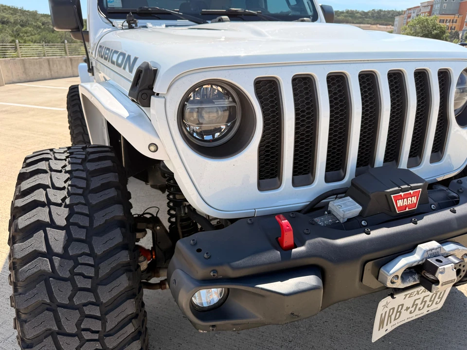 2019 Jeep JL Wrangler - Image 15 of 31
